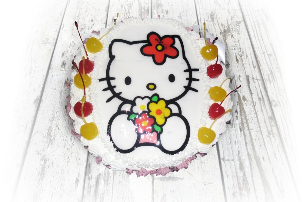 Tort okolicznościowy — Hello Kitty